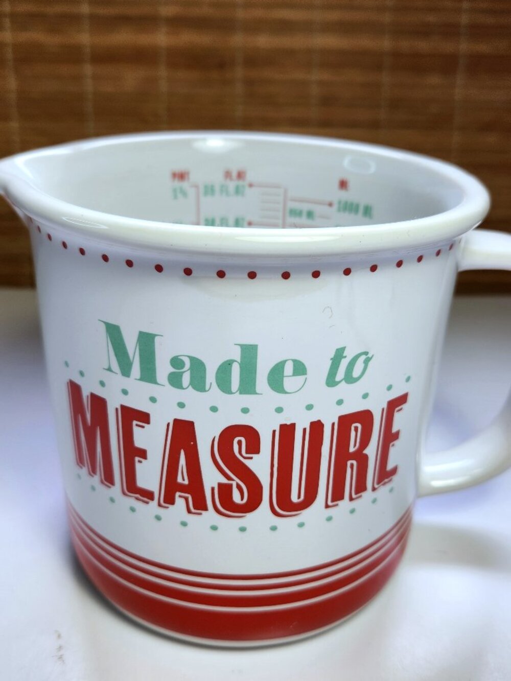 Jamie Oliver Made to Measure 2 Pint Ceramic Measuring Cup Large Kitchen Tool